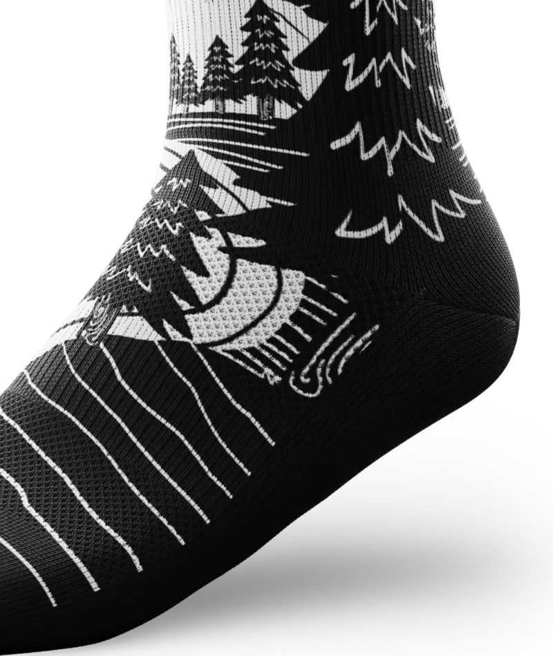 Dark 'N Light Crew Socks