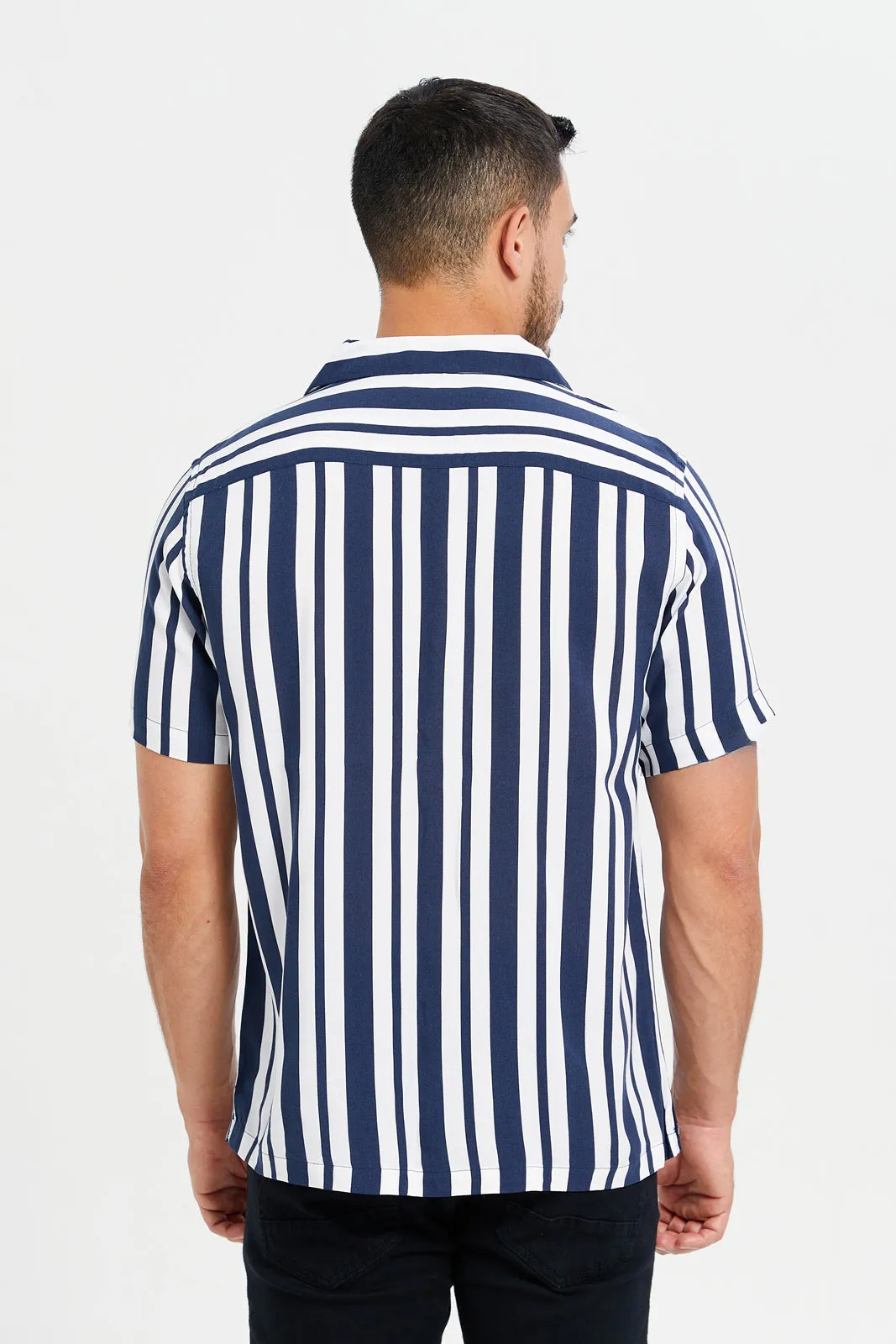 Men White And Navy Striped Resort Shirt