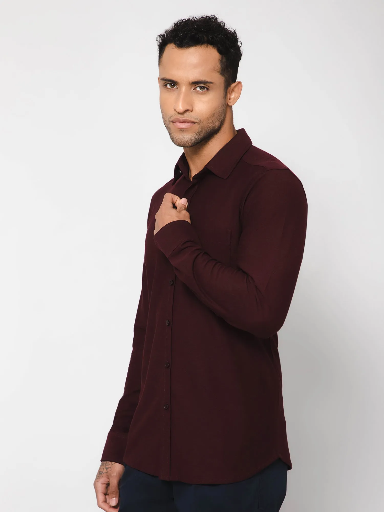 Men's Wine Casual Knit Self Textured Full Sleeve Shirt