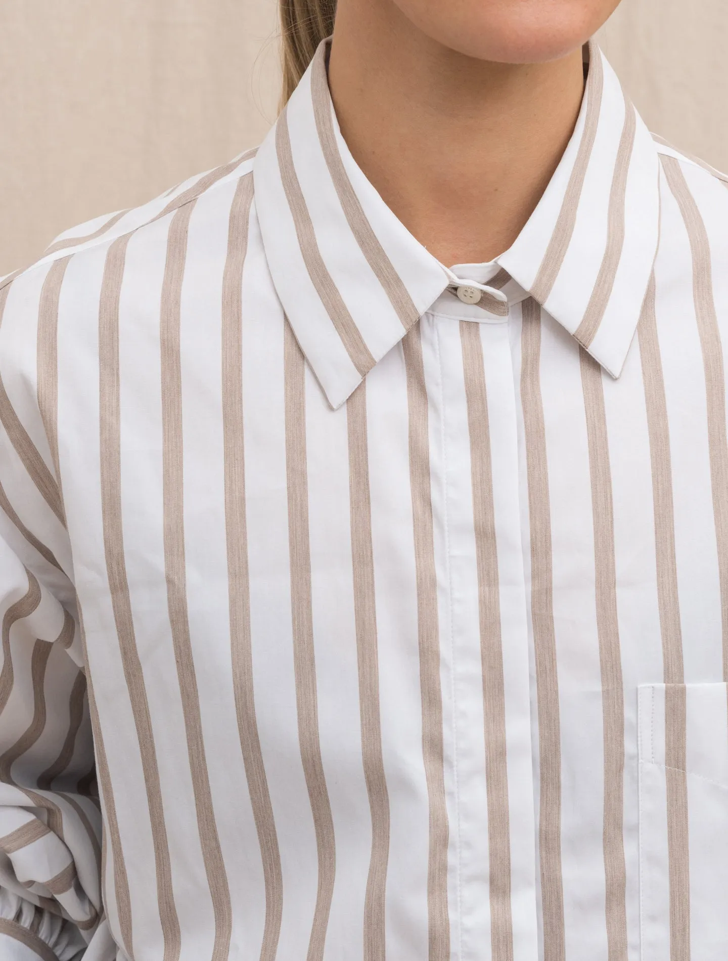 Striped Cotton Shirt w. Pocket Beige