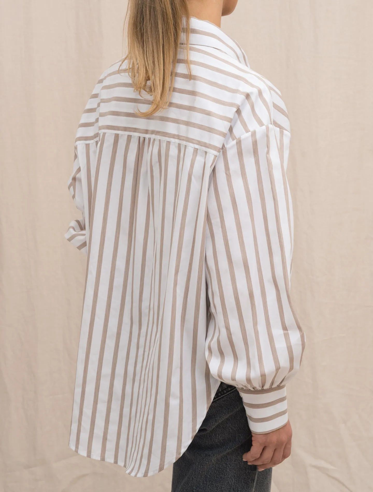 Striped Cotton Shirt w. Pocket Beige