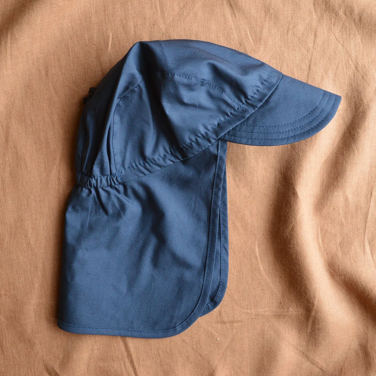 Sun Cap with Neck Protection in Organic Cotton (Child-Youth)