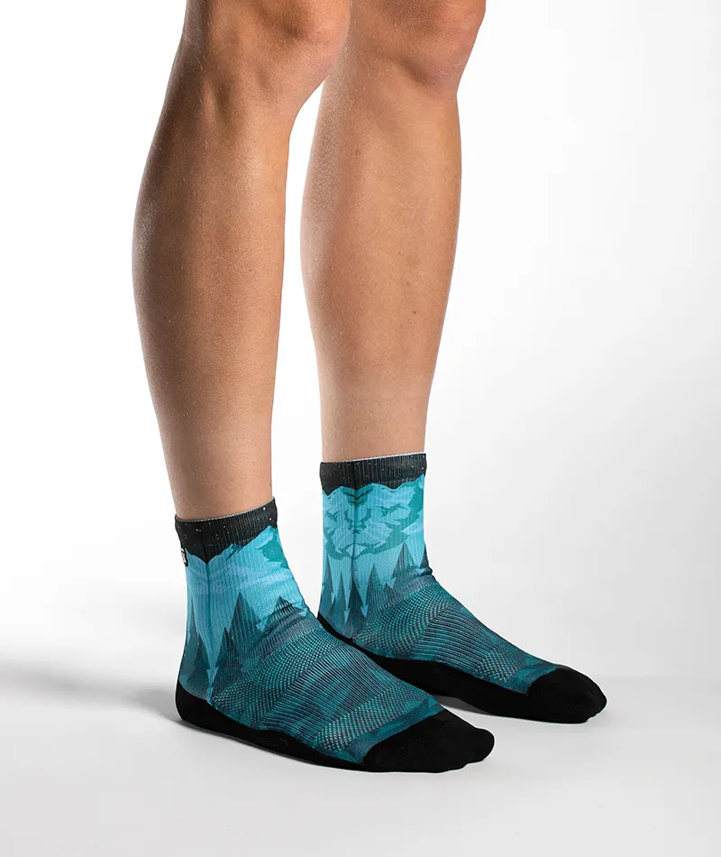 Take A Hike Quarter Socks